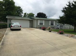 579 Love Ct, Cloverdale, IN 46120