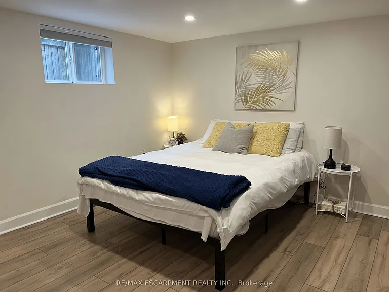 4 Sunning Hill Ave #LOWER — Photo 6
