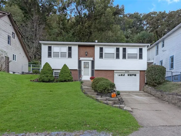 2324 Stratford Ave, Coraopolis, PA 15108