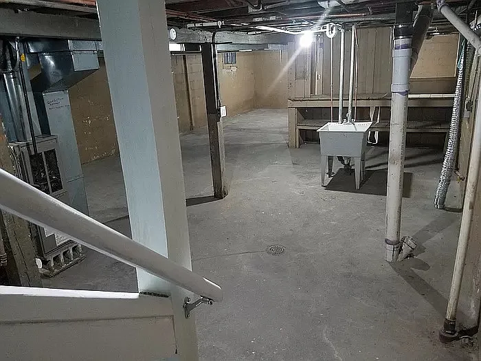 1572 Polk St — Photo 13