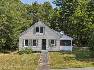 4 Roosevelt St, Springvale, ME 04083
