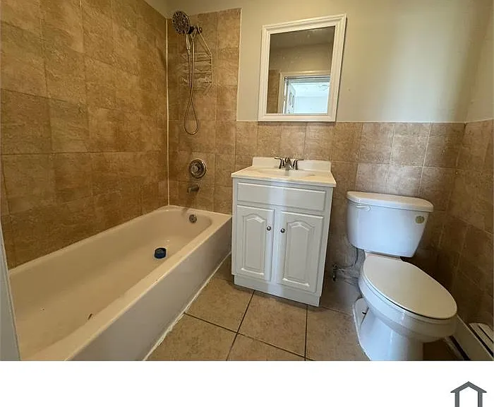 144 Johnson Ave #3F — Photo 2