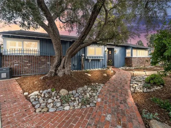 1372 N Mountain Ave, Claremont, CA 91711