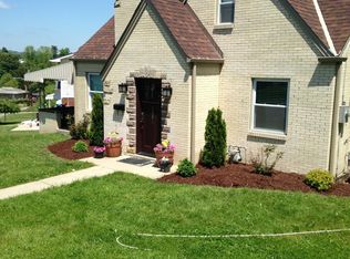 1381 Pennsylvania Ave, Bridgeville, PA