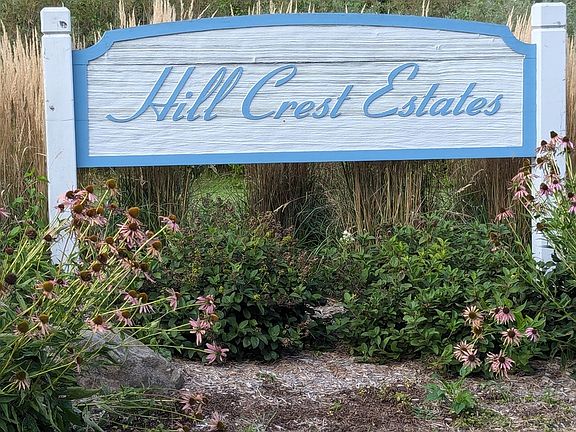 3rd image of 10817 Hill Crest Ln #10