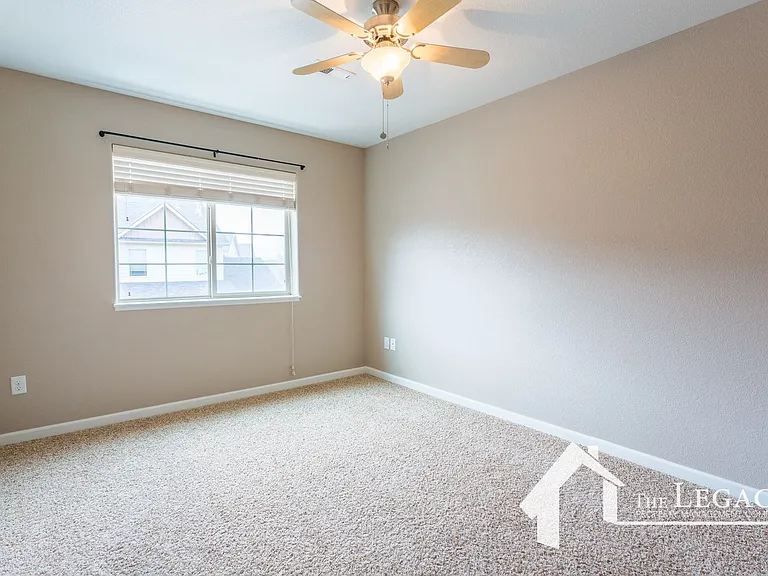 3843 Sweetbrier St — Photo 9