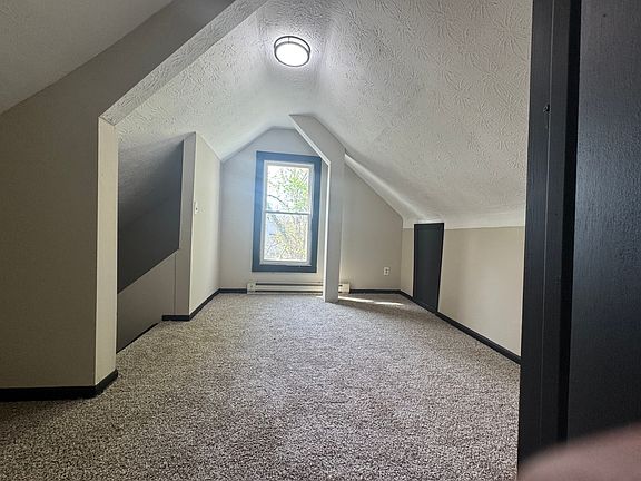 4th image of 11802 Forest Ave #B