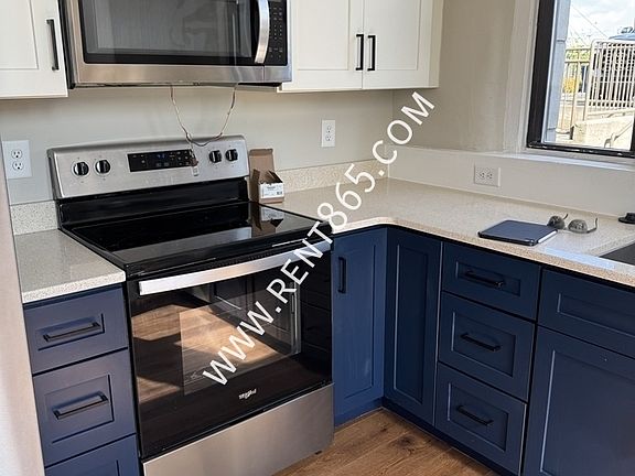 5th image of 114 Dameron Ave #101