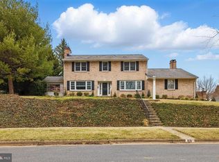 619 Amberley Rd, Wilmington, DE 19803