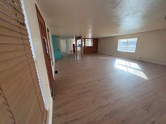 2nd image of 206 NE Fishermans Dr