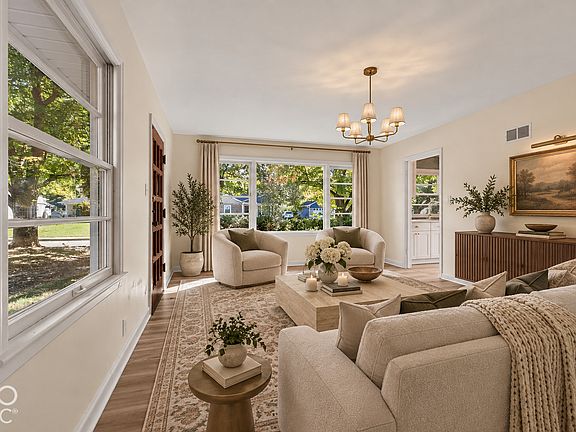 4th image of 5718 Primrose Ave