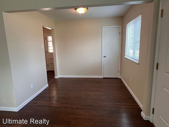 3rd image of 9715 Cote Brilliante Ave
