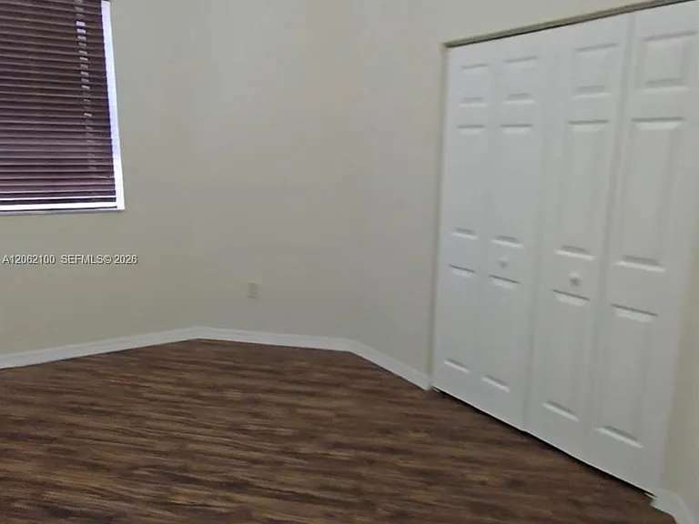 4917 SW 141st Ave #4 — Photo 33