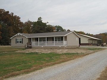 4th image of 2237 County Road 925 N