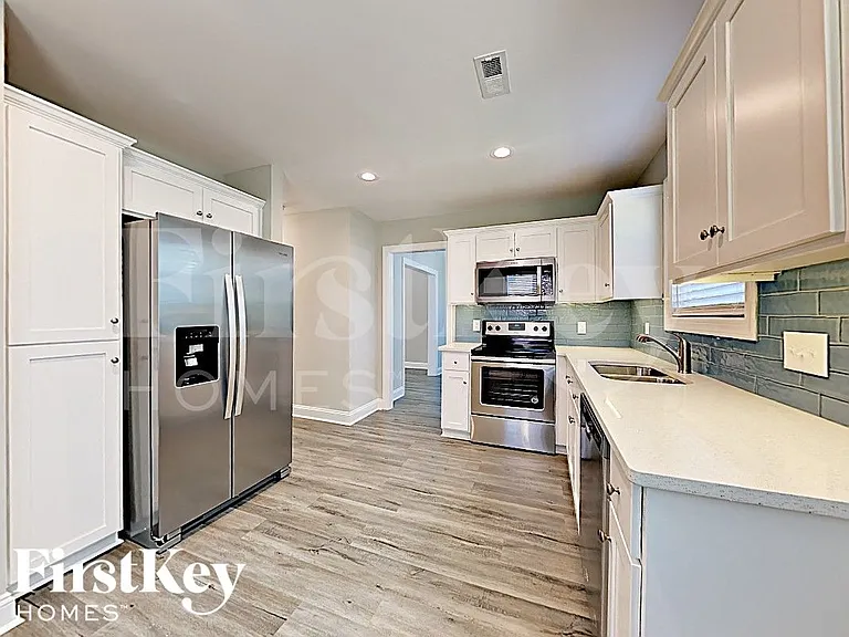 149 American Ave NE — Photo 4