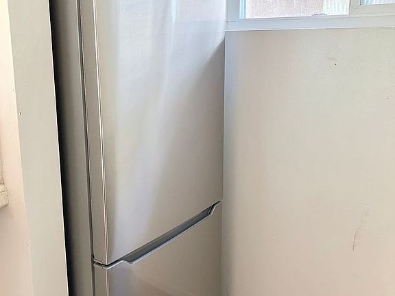 4th image of 1834 Mission Ave APT 3