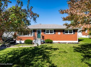 1303 Valley View Ter, Louisville, KY 40229