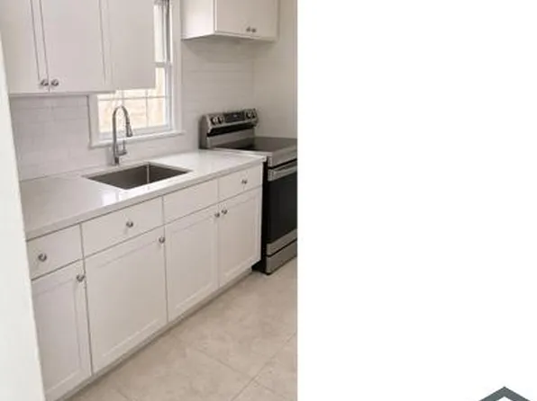 3866 Myrtle Ct, Macon, GA 31206