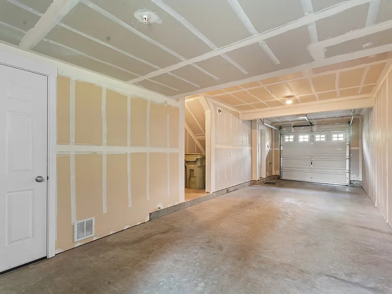 736 NW 118th Ave #102 — Photo 4