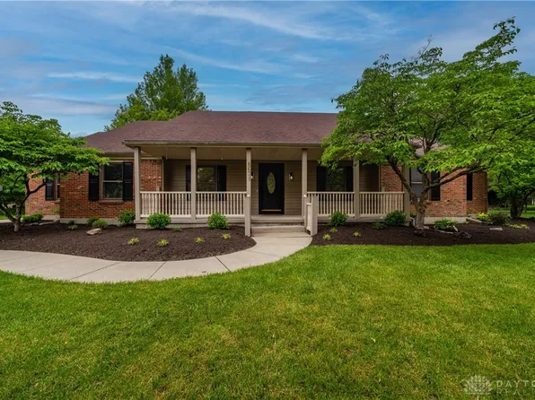8671 Hawthorne Pl, Springboro, OH 45066