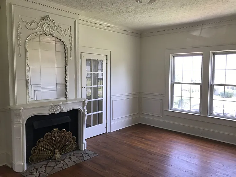 502 Highland Ave — Photo 2
