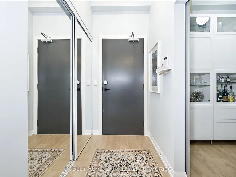 435 Richmond St W #205 — Photo 26