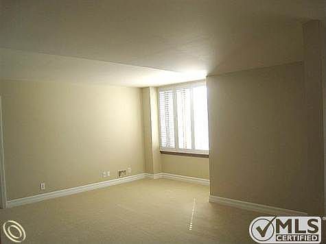 Lots of Wall space for Bookcases