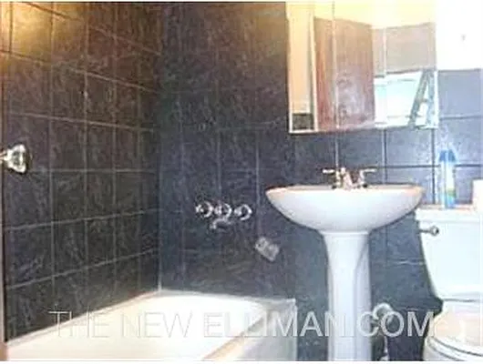 Rented by Douglas Elliman | media 22