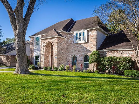 2nd image of 1038 Ivy Wall Dr