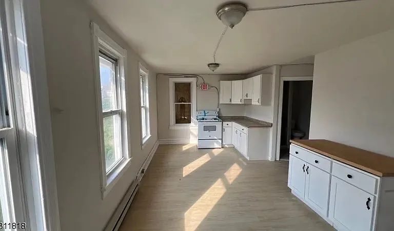36 N Florida Ave — Photo 6