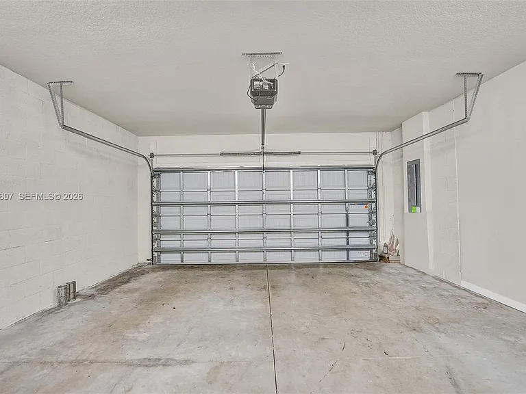 4764 Eucalyptus Dr — Photo 24