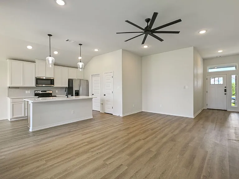 3109 Brady Ct — Photo 7