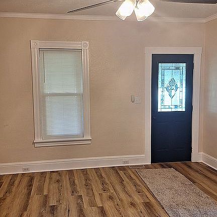 3rd image of 703 5th St