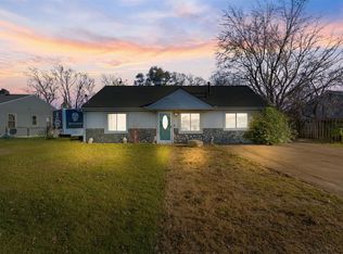 38194 S Groesbeck Hwy, Clinton Township, MI 48036
