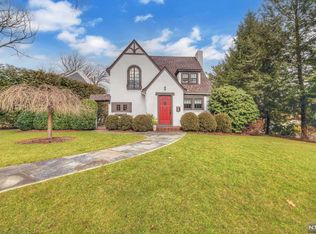 103 Hamilton Rd, Ridgewood, NJ 07450