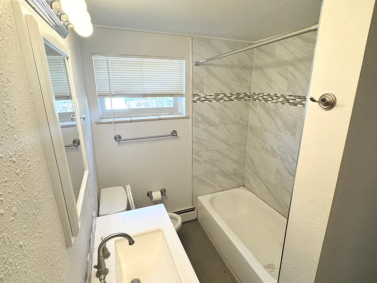 80 S Washington St #6 — Photo 6