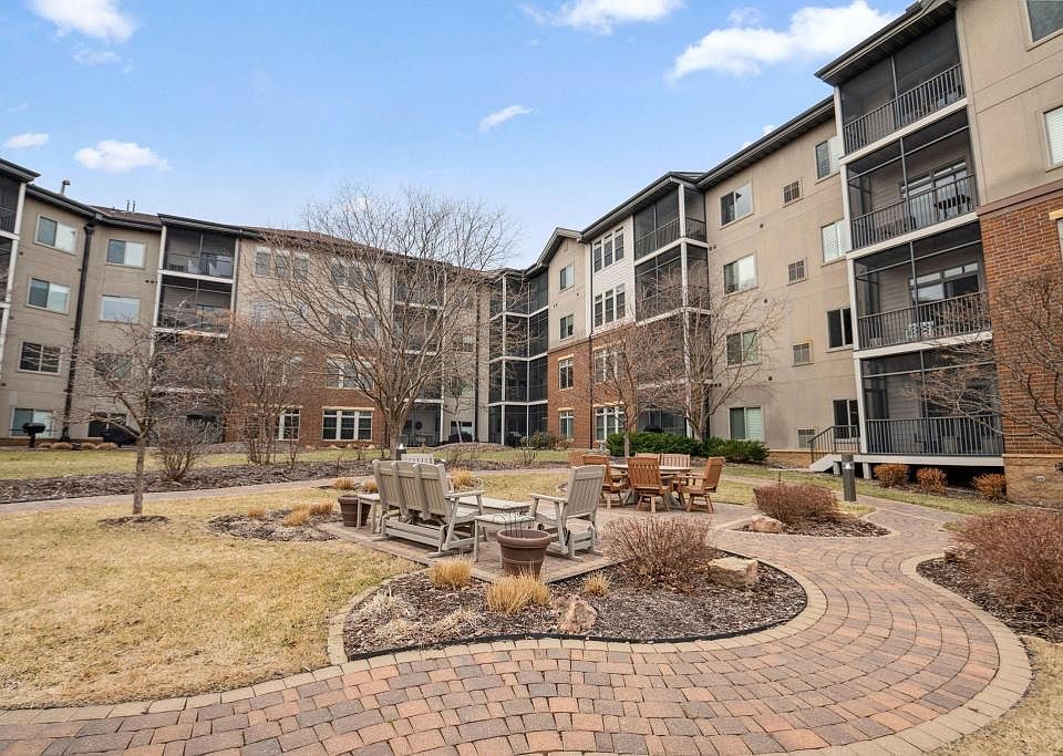 1st image of 7100 Metro Blvd Unit 113