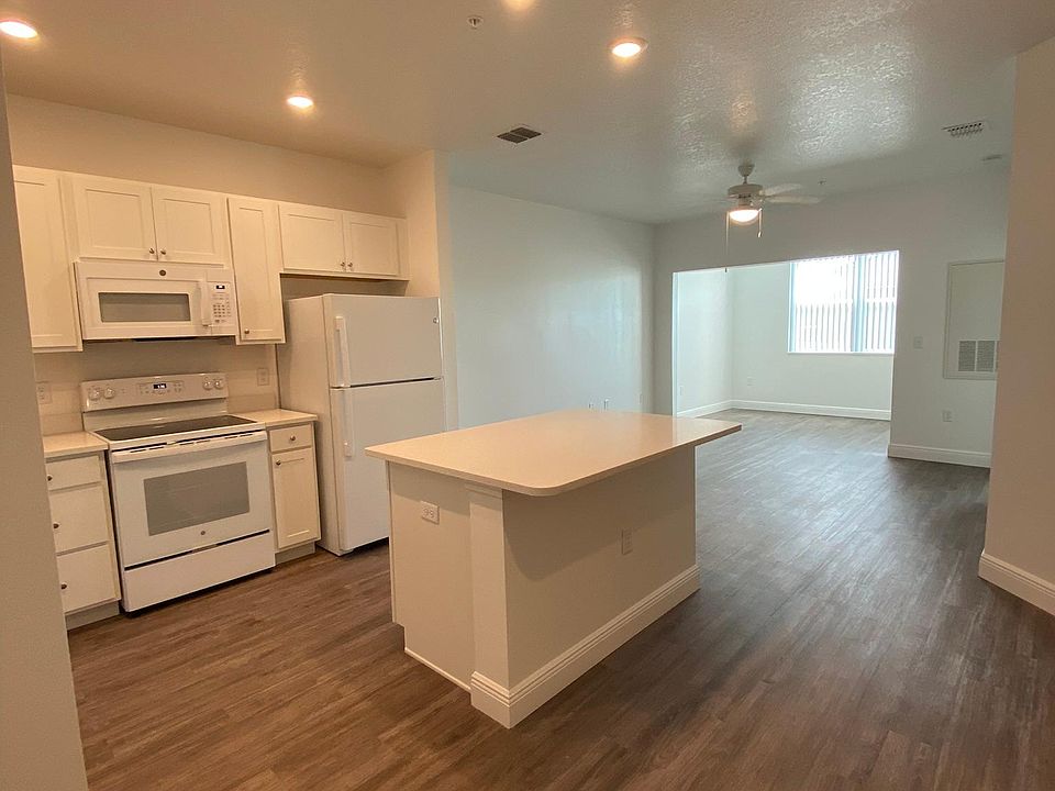 1st image of 1971 Grand Oak Dr #104