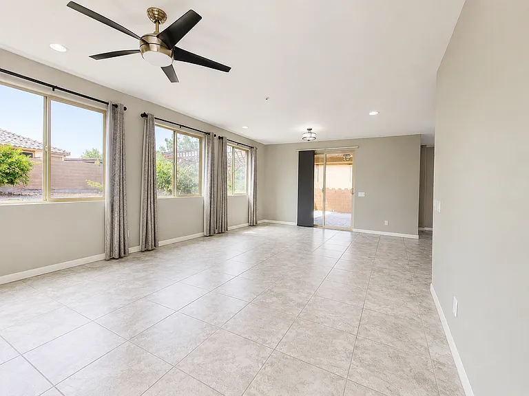 3693 E Rakestraw Ln — Photo 5