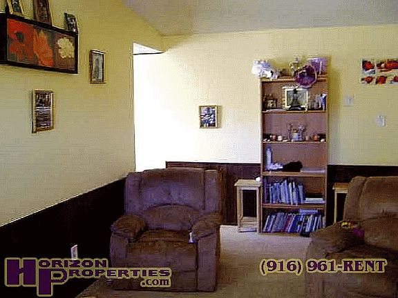 (5) : 8392 Sutter Buttes Way Sacramento, CA