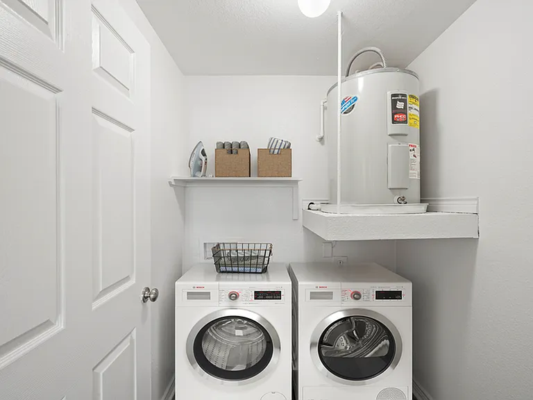 1x1 750 sqft A1U - Unit 01103 Laundry 1x1 750 sqft A1U - Unit 01103 Laundry