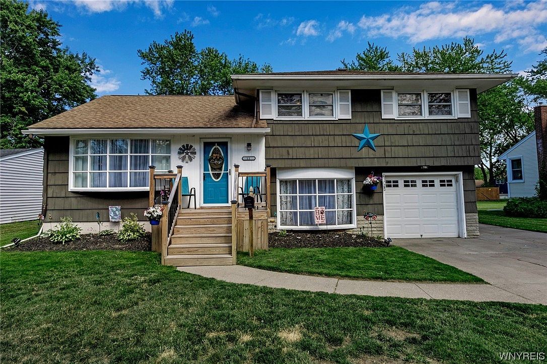 11 Eisenhower Dr, Lockport, NY 14094 Zillow