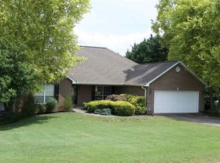 3515 Summer Dr, Friendsville, TN 37737