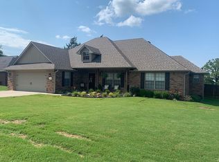 105 Redbud Ln, Poteau, OK 74953