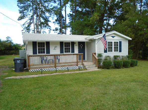1128 Dixie Ln, Lincolnton, GA 30817