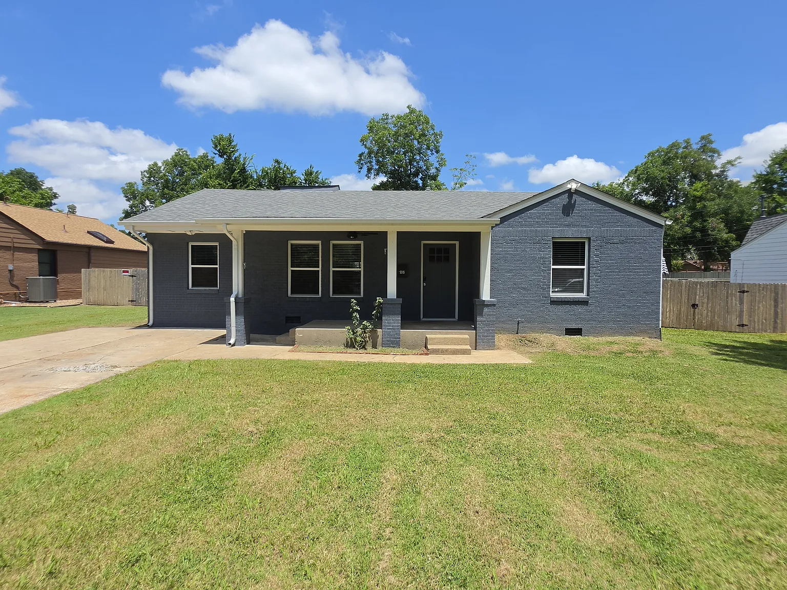 4 bed, 1550 sqft, $1,950 — Photo 1