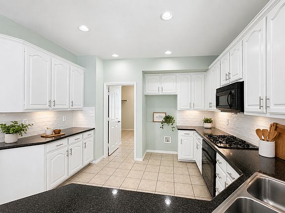 5th image of 5108 Keating St