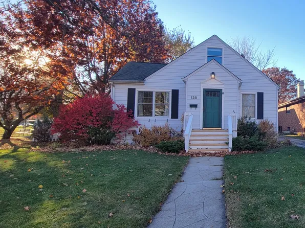 138 N Eastern Ave, Bartlett, IL 60103