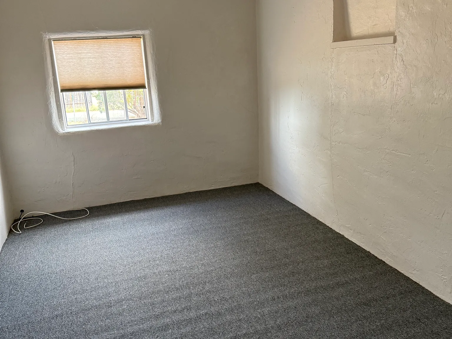 1 bed, 1000 sqft, $1,100 — Photo 4
