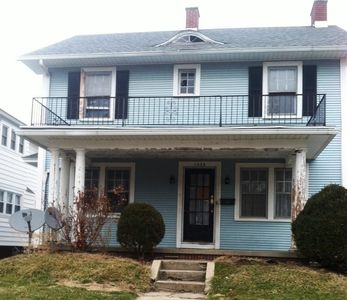 1428 Rollins Rd, Toledo, OH, 43612